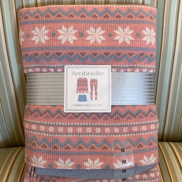 AMBRIELLE THREE PIECE BLUE FAIRISLE PJ SET SIZE MEDIUM 🌟NWT🌟 - Picture 1 of 8